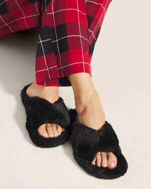 Soma Women’s Size 10-11 Black Faux Fur Crossband Open Toe Slippers